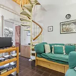Hostdomus - Bianco Incanto Daire Claviere