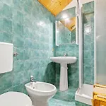 Hostdomus - Bianco Incanto Daire *
