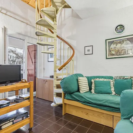 Hostdomus - Bianco Incanto Apartman Claviere