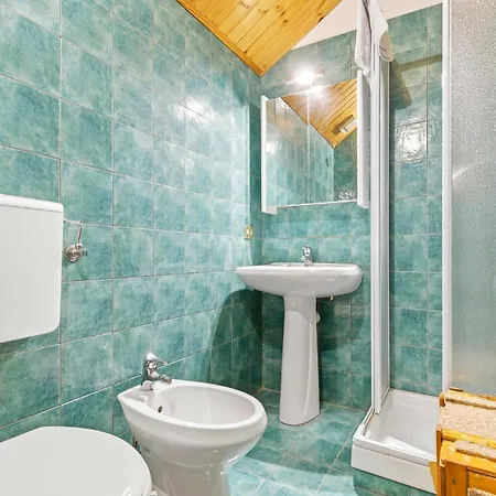 Hostdomus - Bianco Incanto Apartman *